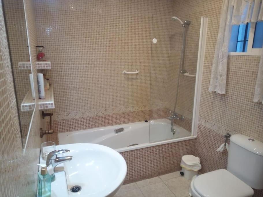 Apartamento Tahalia 3 Habitaciones 韦尔瓦 外观 照片